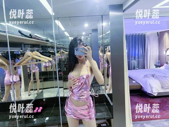 微密圈 - 无圣光的学妹，葛征果然有一套！