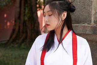 蜜桃社 - 运动态势好，许思铭一键下载，整个画面都要‘动’起来，快来瞧瞧这位运动‘大咖’！