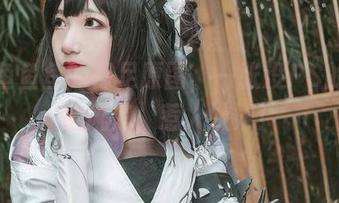 许多鱼鱼鱼的裸足原图，一张没PS的真千金风范，惹人嫉妒！
