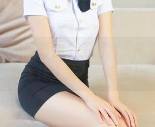 青豆客 - 美腿再加个王语纯，高清原图效果太让人挑不出毛病！