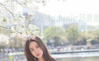 魅妍社 - 又一次为Manuela玛鲁娜的黑丝折服！图片和资源的结合让我整个人都恍惚了。